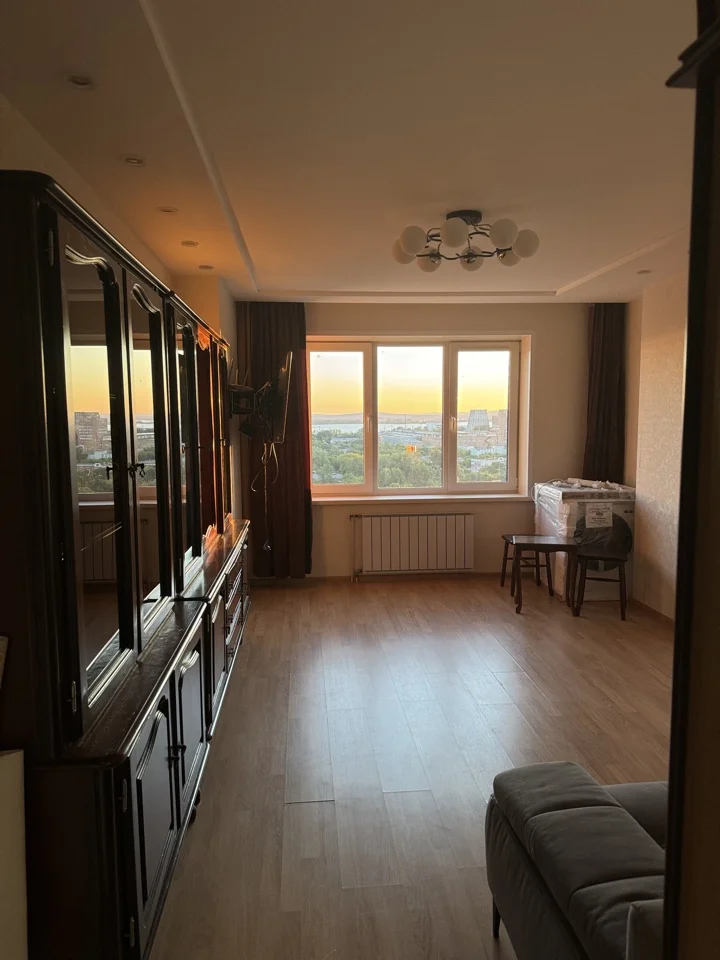 1-к квартира, 42м, центр Екб, 18/25 этаж - миниатюра 3