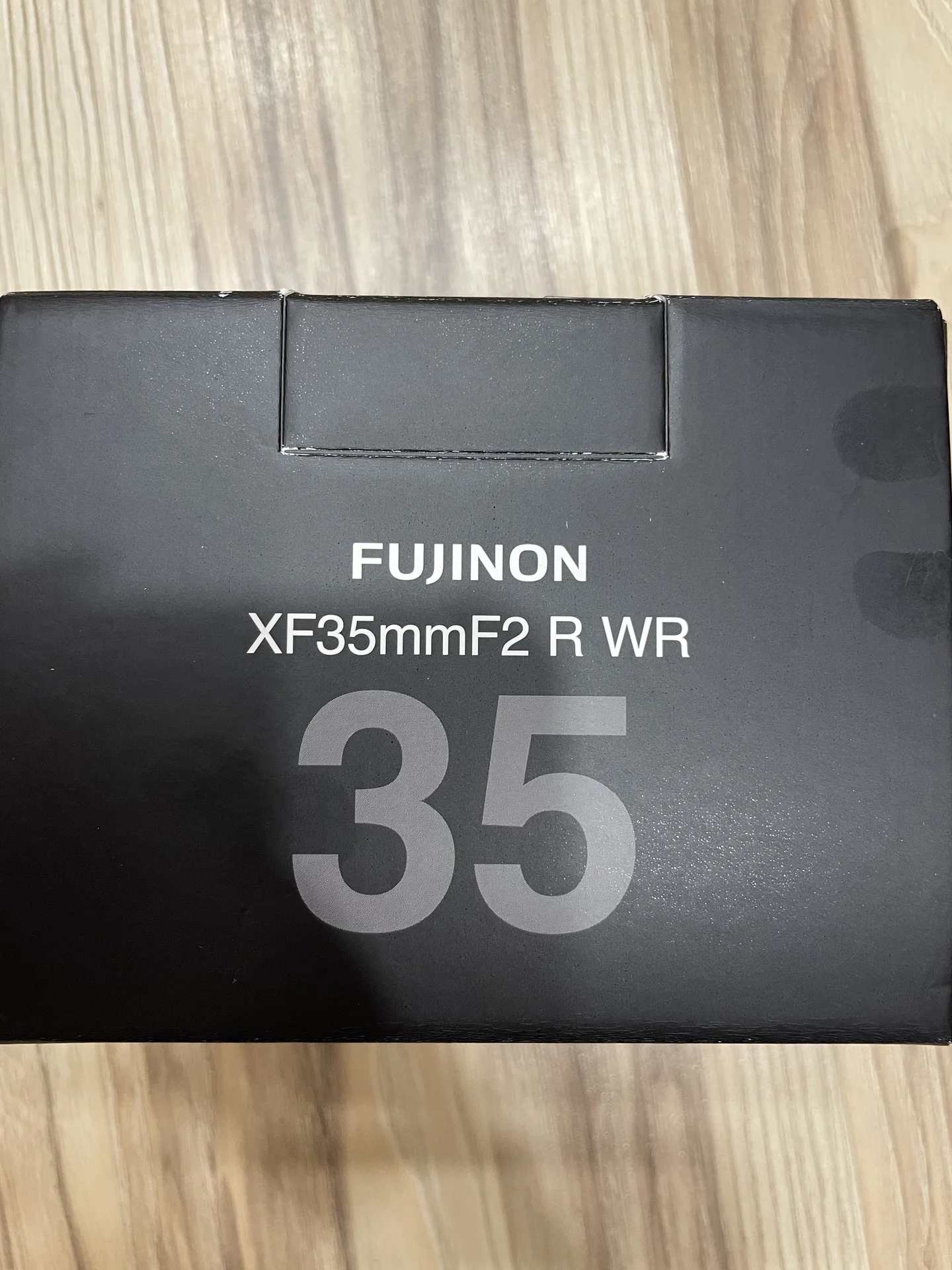 объектив Fujifilm XF 35mm f/2 R WR - миниатюра 3