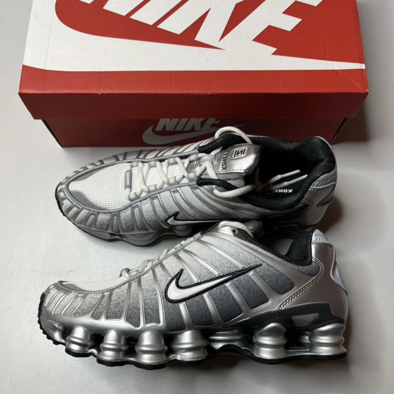 Кроссовки Nike Shox TL Print - изображение 1