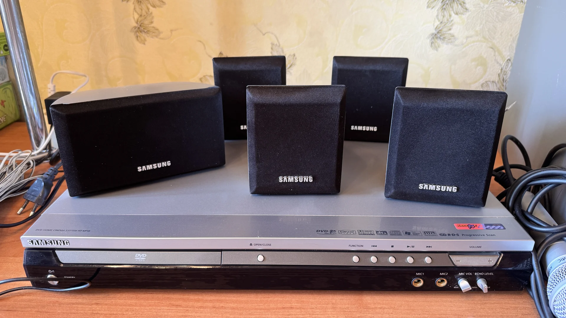 Домашний кинотеатр samsung с караоке - миниатюра 4