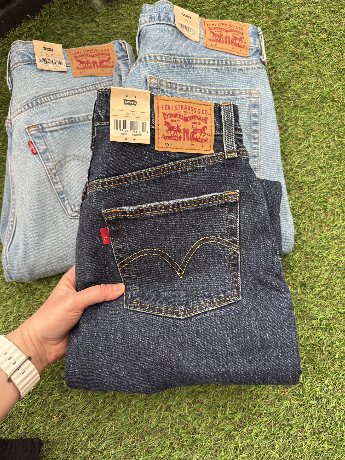Джинсы женские Levis - миниатюра 6
