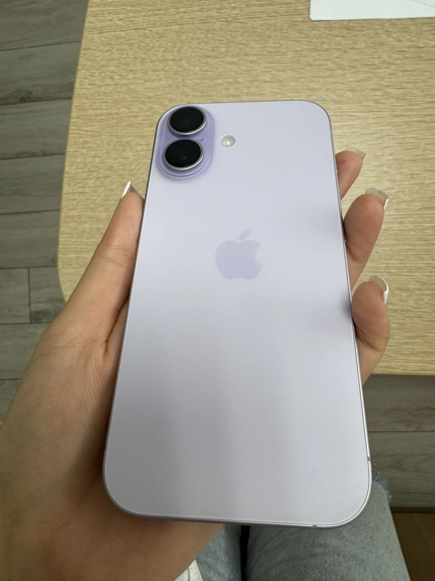 IPhone 17 256 Гб лаванда - миниатюра 4