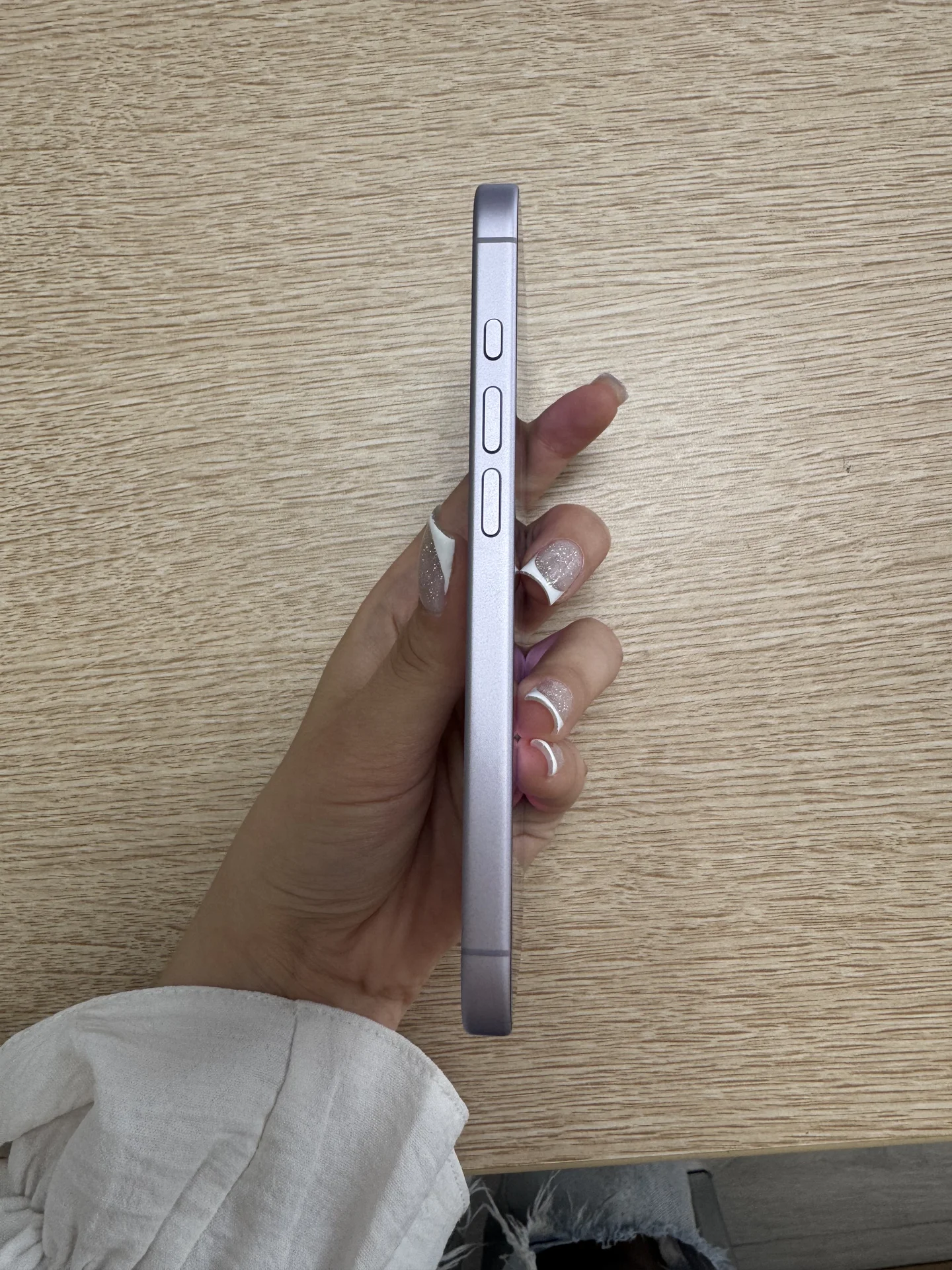IPhone 17 256 Гб лаванда - миниатюра 6