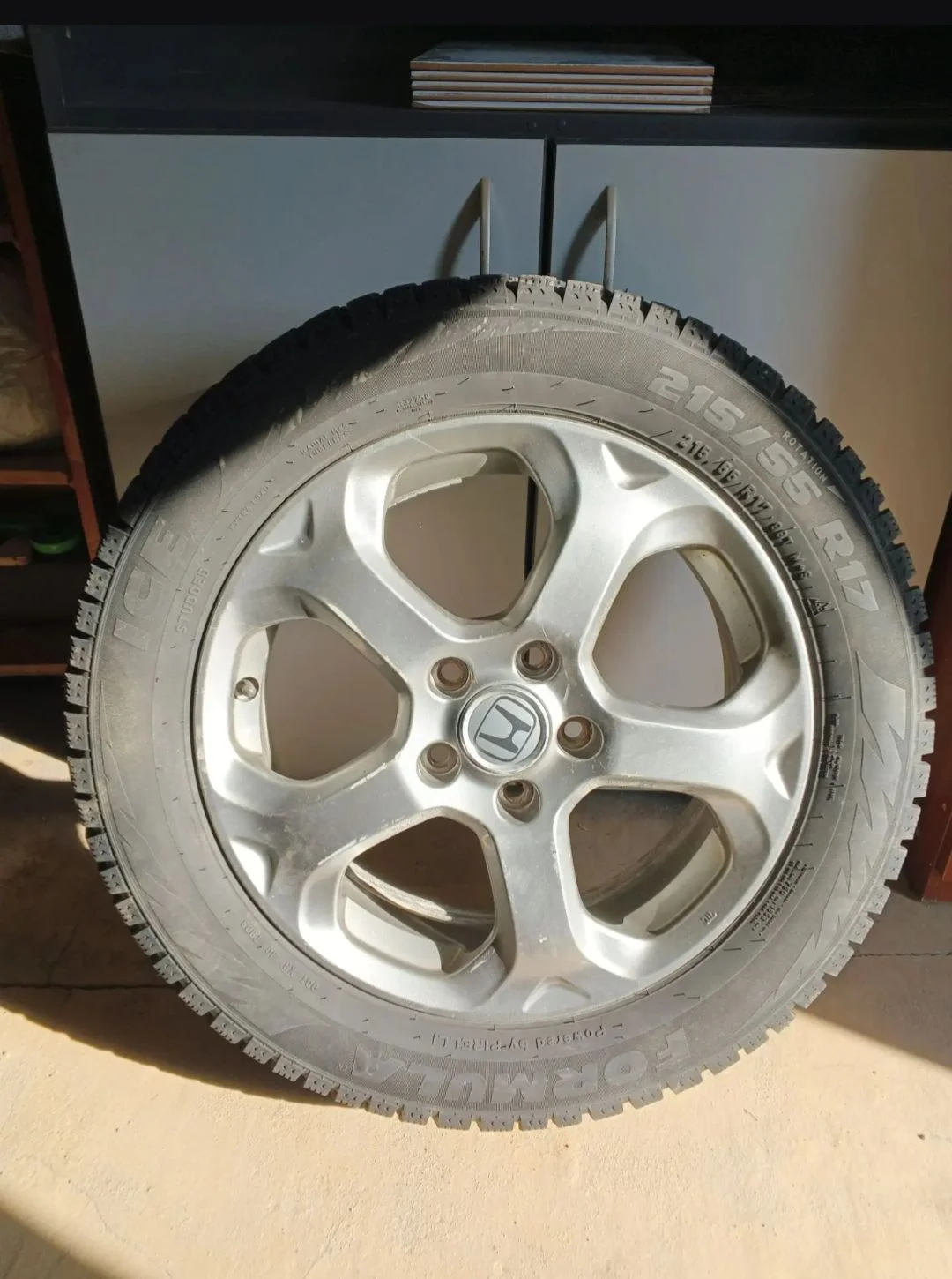 Диски Honda +шины в подарок - изображение 1