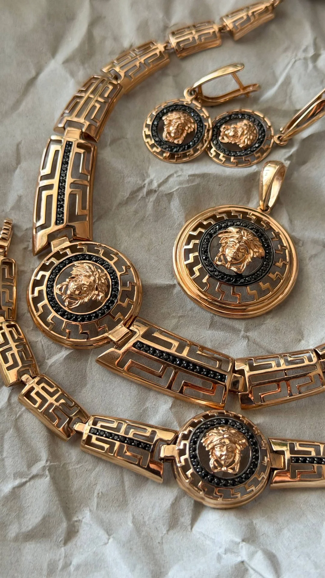 золотой комплект Versace 585 пробы - изображение 1