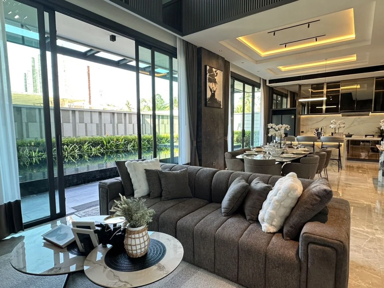 Вилла в Паттайе, Таиланд, 450.68 м² - изображение 1