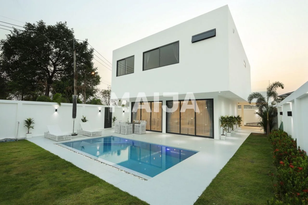 Вилла в Паттайе, Таиланд, 200 м² - изображение 1