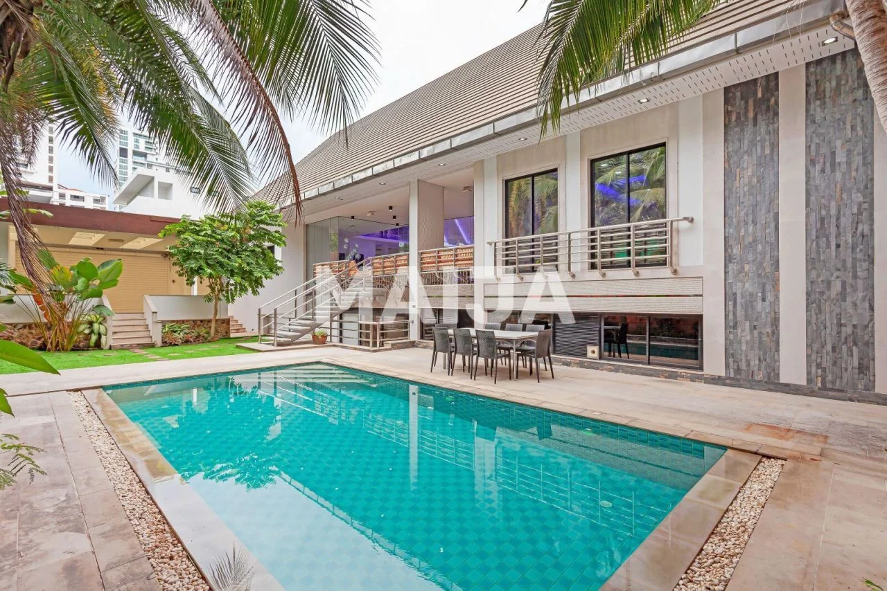 Вилла в Паттайе, Таиланд, 650 м² - изображение 1