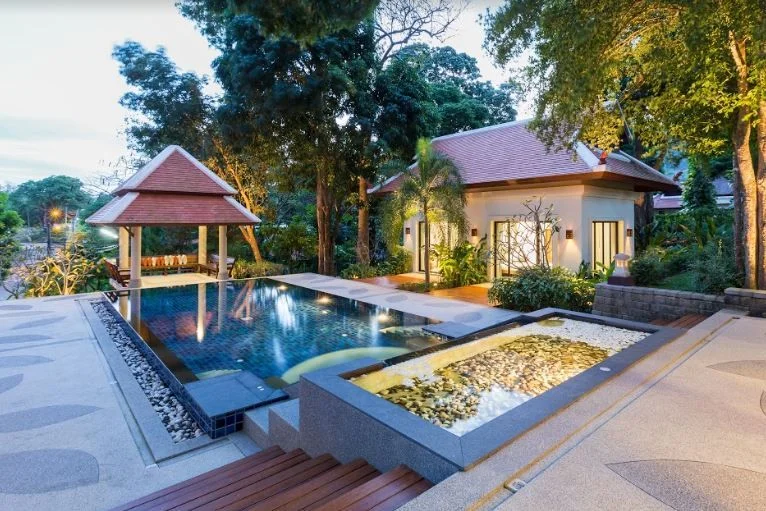Вилла на пляже Найхарн, Таиланд, 596 м² - изображение 1