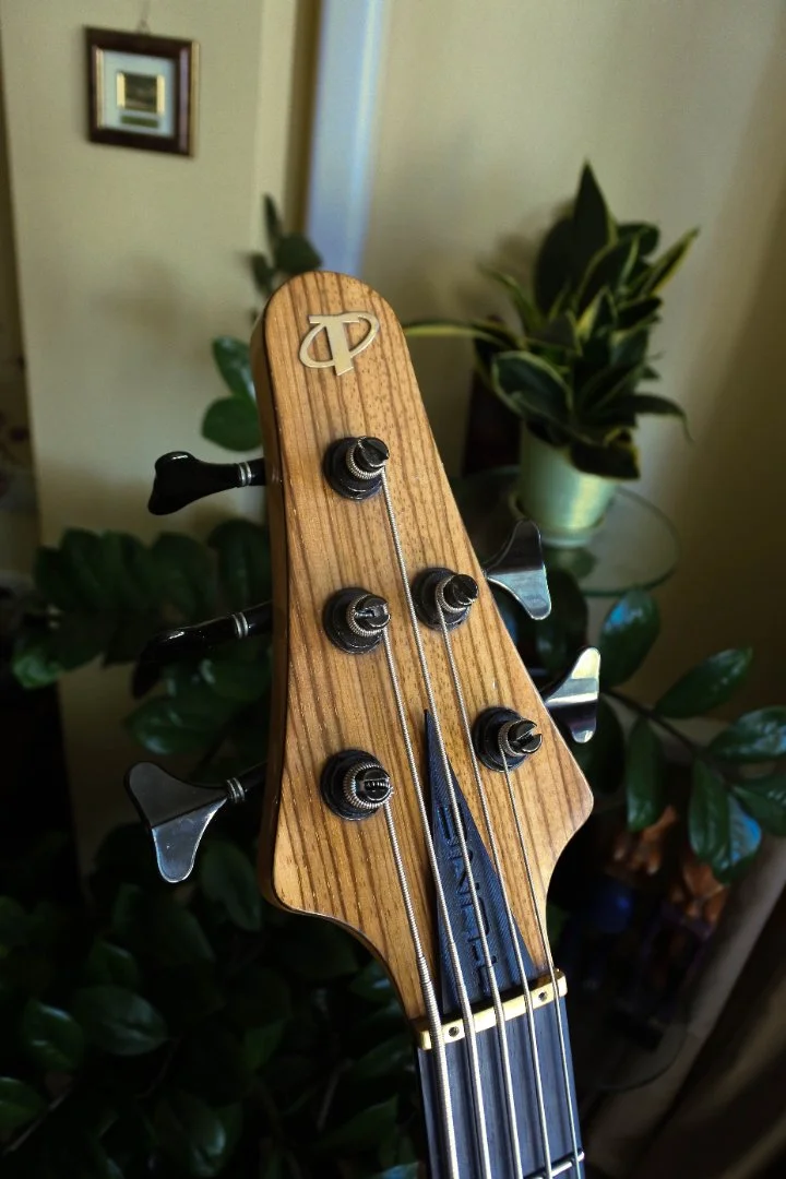 Бас-гитара Tune BE-5 ZW (gen1 Bullseye) - миниатюра 3