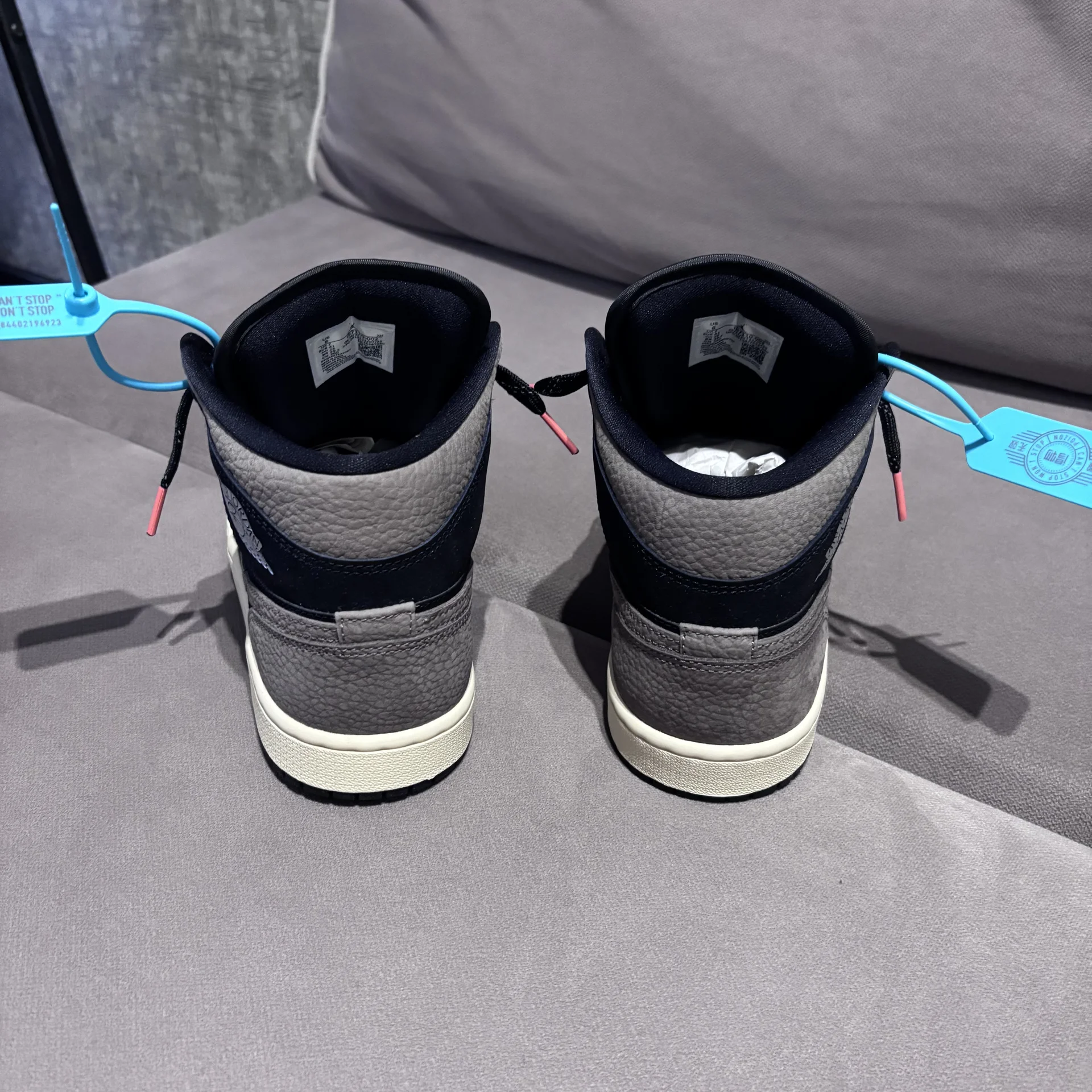 Nike Air Jordan 1 mid SE Inside Out оригинал - миниатюра 3