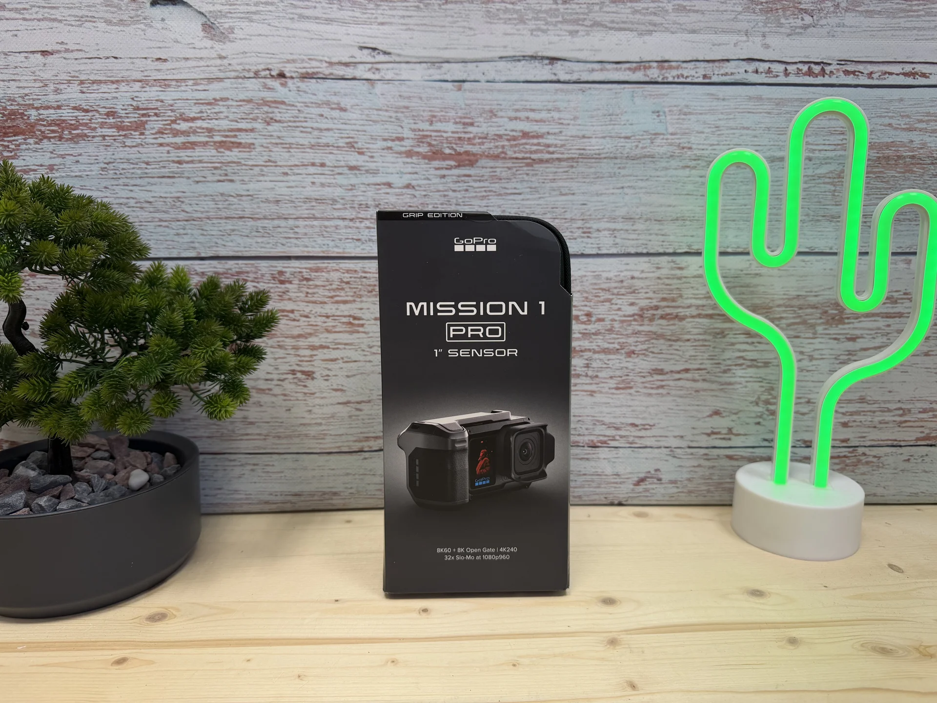 GoPro Mission 1 Pro Grip Edition Экшн камера - миниатюра 2