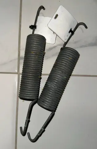 Пружина крышки багажника F30/F80