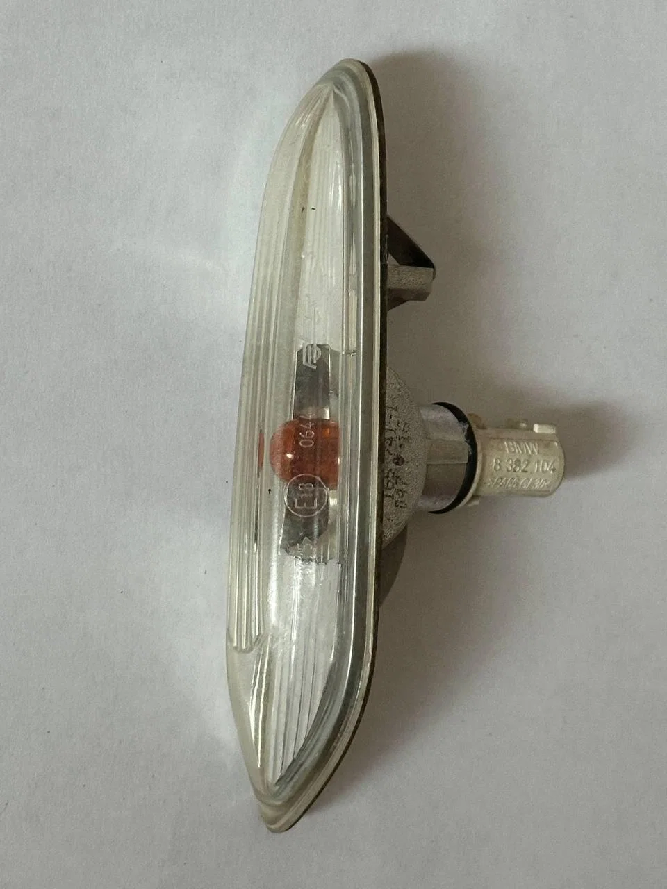 Указатель поворота Л Е60/E61 - изображение 1