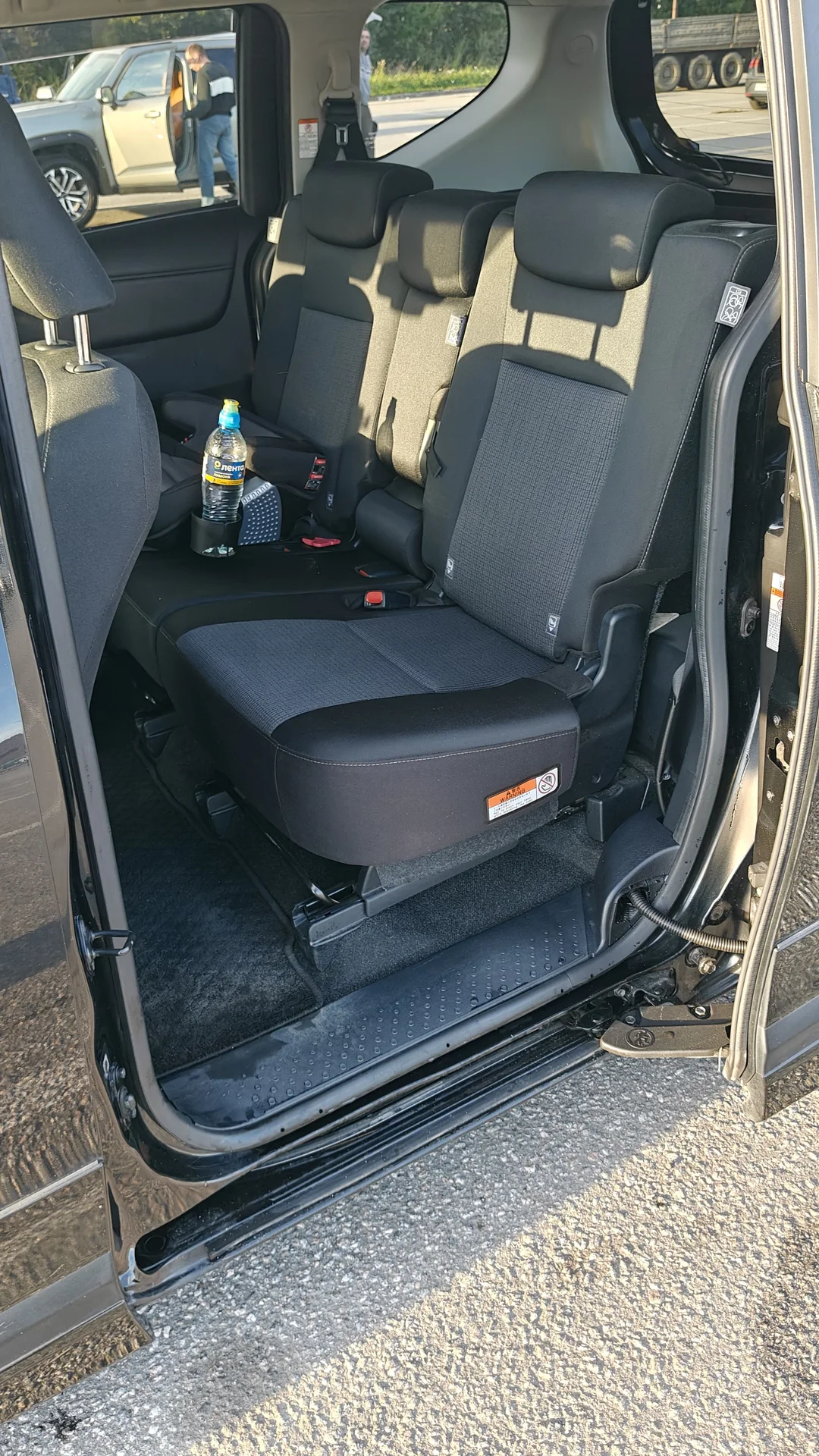Продаю Toyota Sienta - миниатюра 5