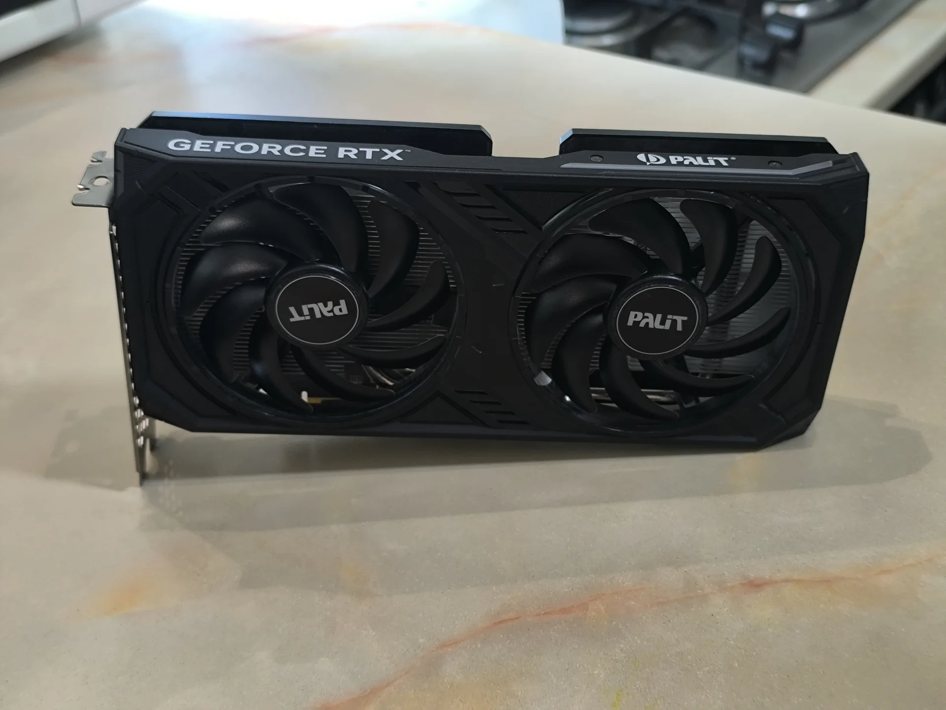 Palit RTX 4060 8GB gddr6 - изображение 1
