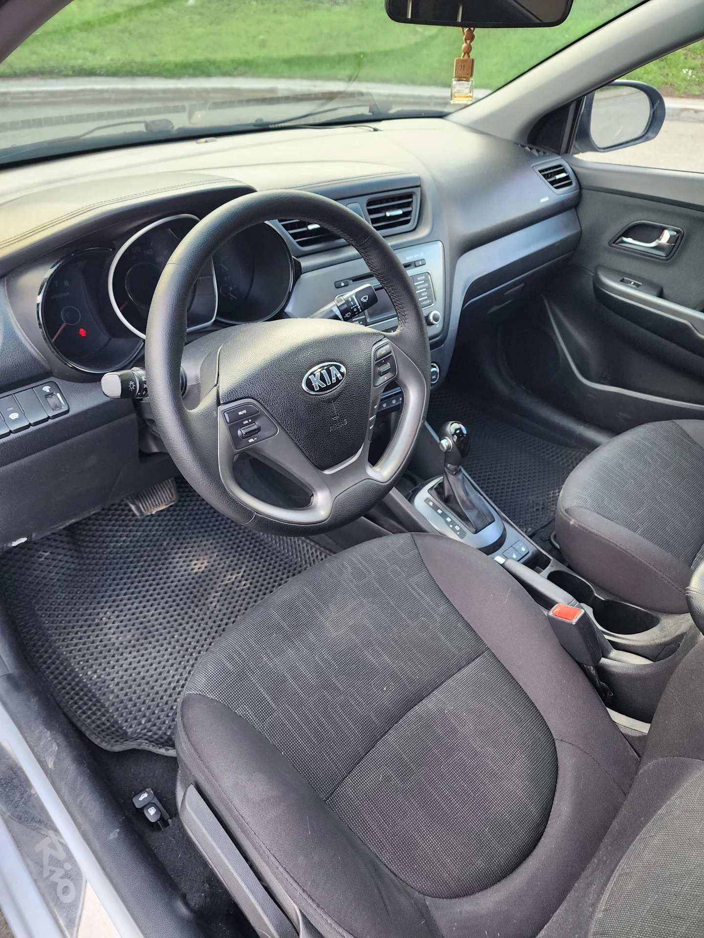 Kia Rio - миниатюра 9