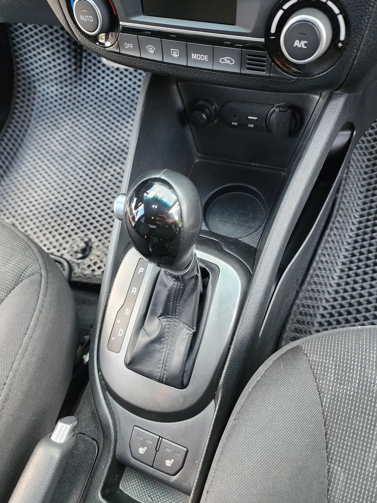 Kia Rio - миниатюра 14