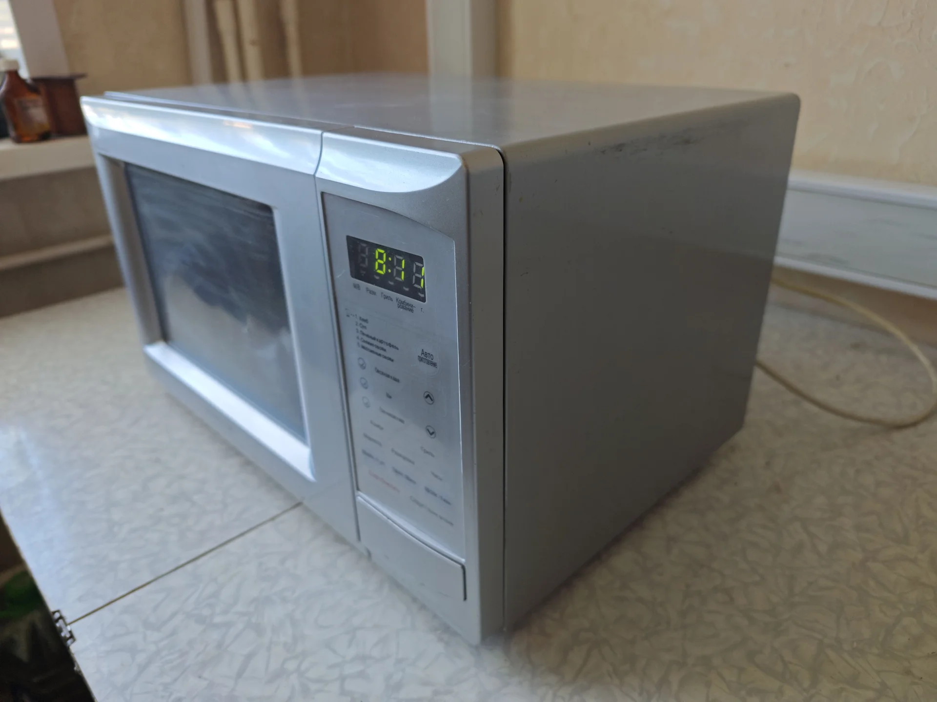 Микроволновая печь Daewoo - миниатюра 3