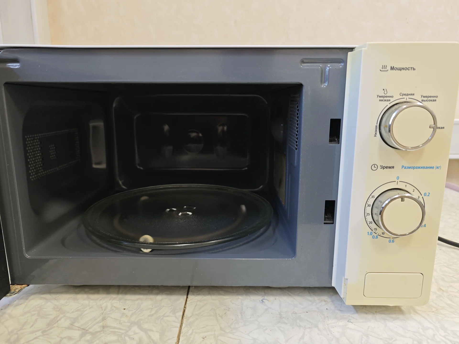 Микроволновая печь Midea - миниатюра 3
