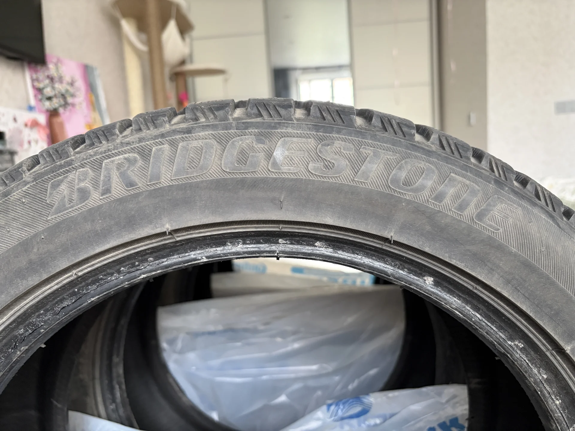 Bridgestone Blizzak Spike-01 225/50 R17 98T - миниатюра 6