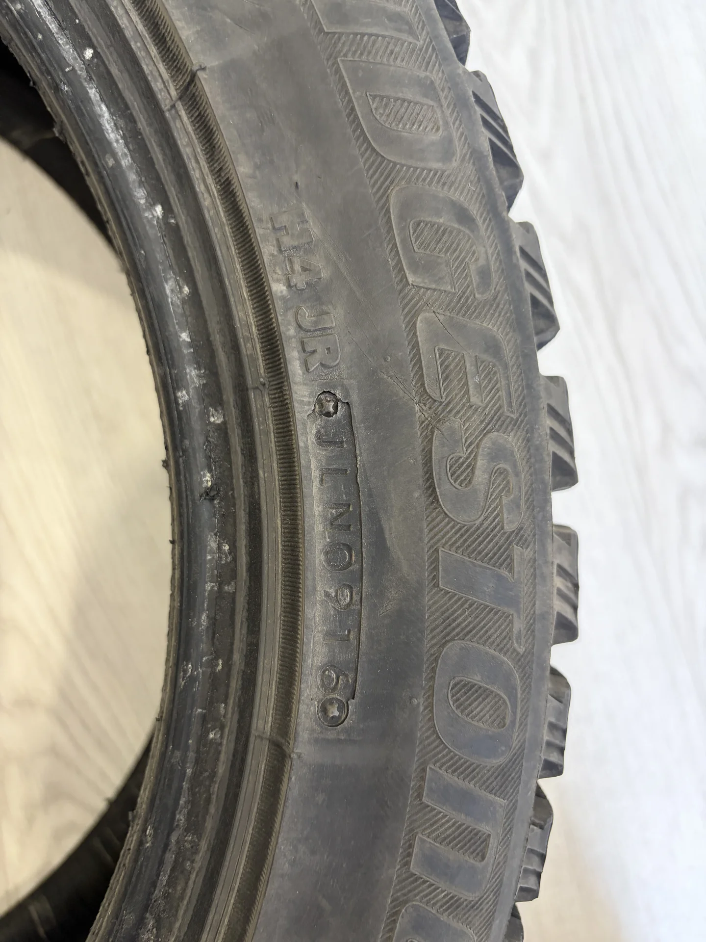 Bridgestone Blizzak Spike-01 225/50 R17 98T - миниатюра 8