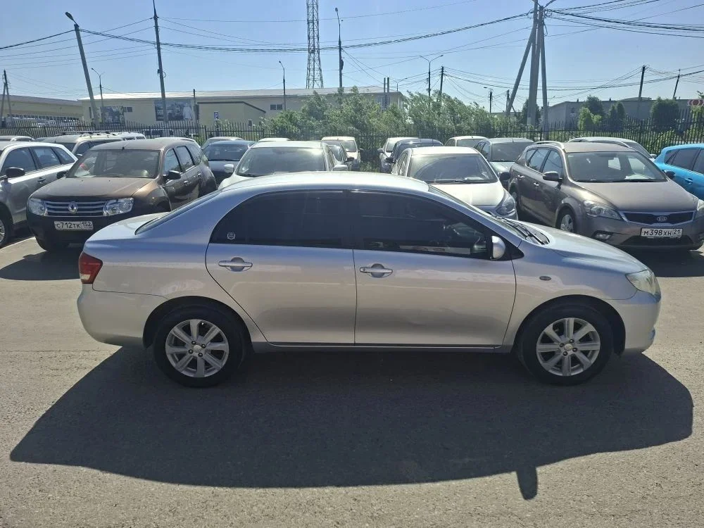 Toyota Corolla Axio - миниатюра 5