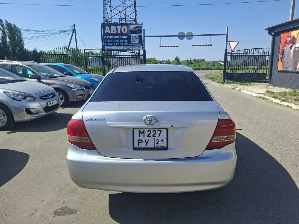 Toyota Corolla Axio - миниатюра 8