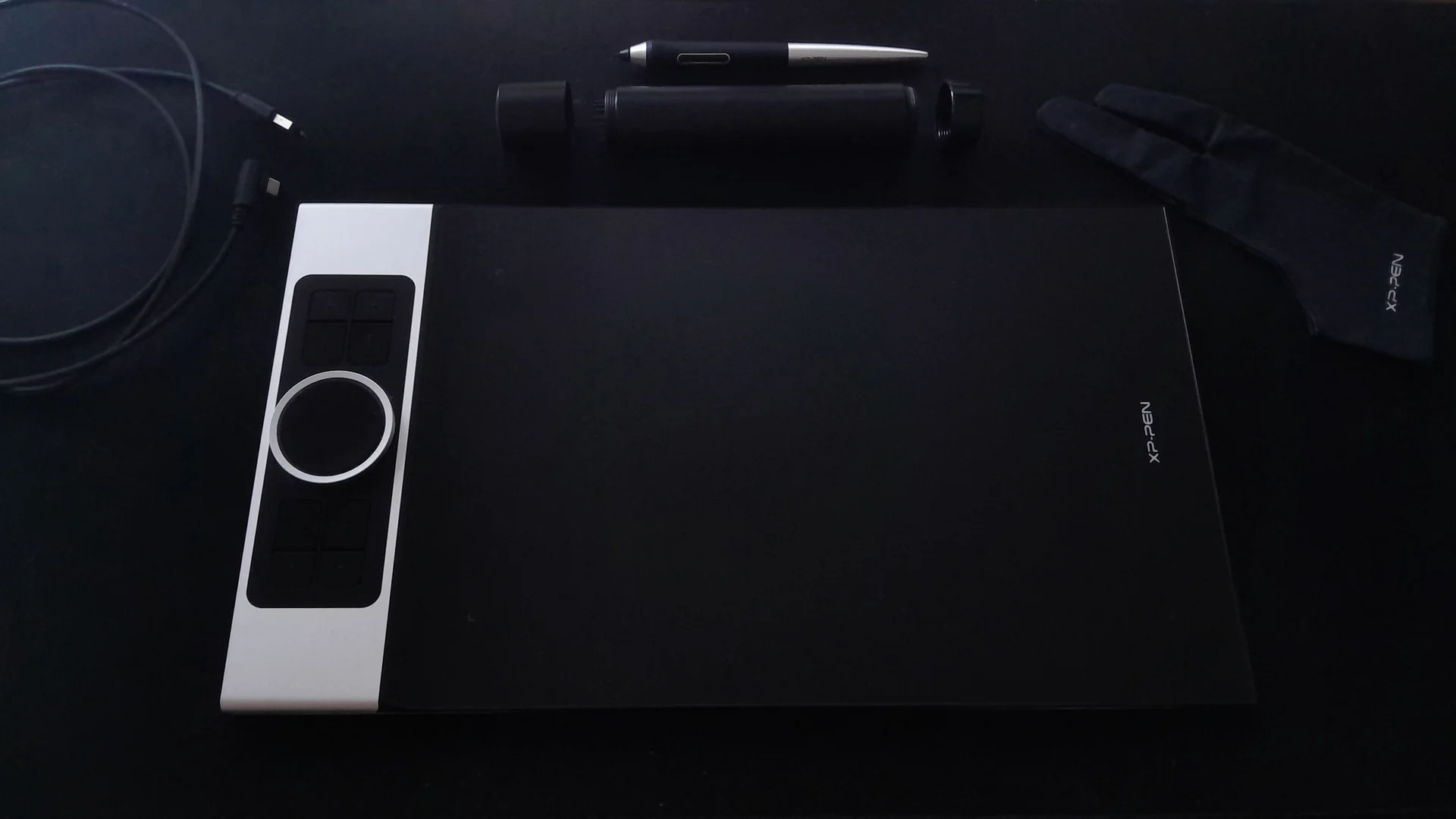 Графический планшет XP-Pen Deco Pro Medium - миниатюра 2