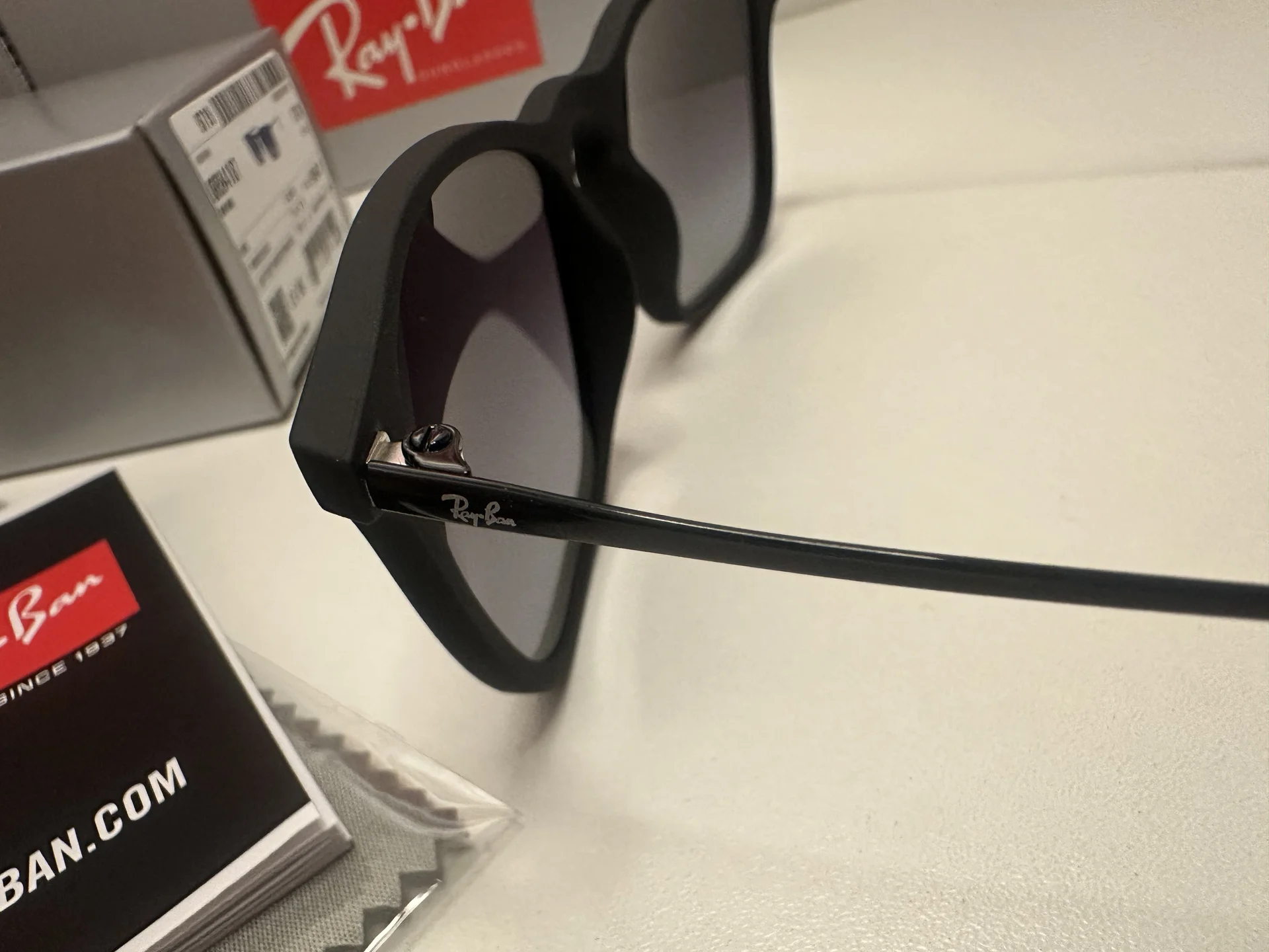 Очки Ray Ban RB 4187 - миниатюра 9
