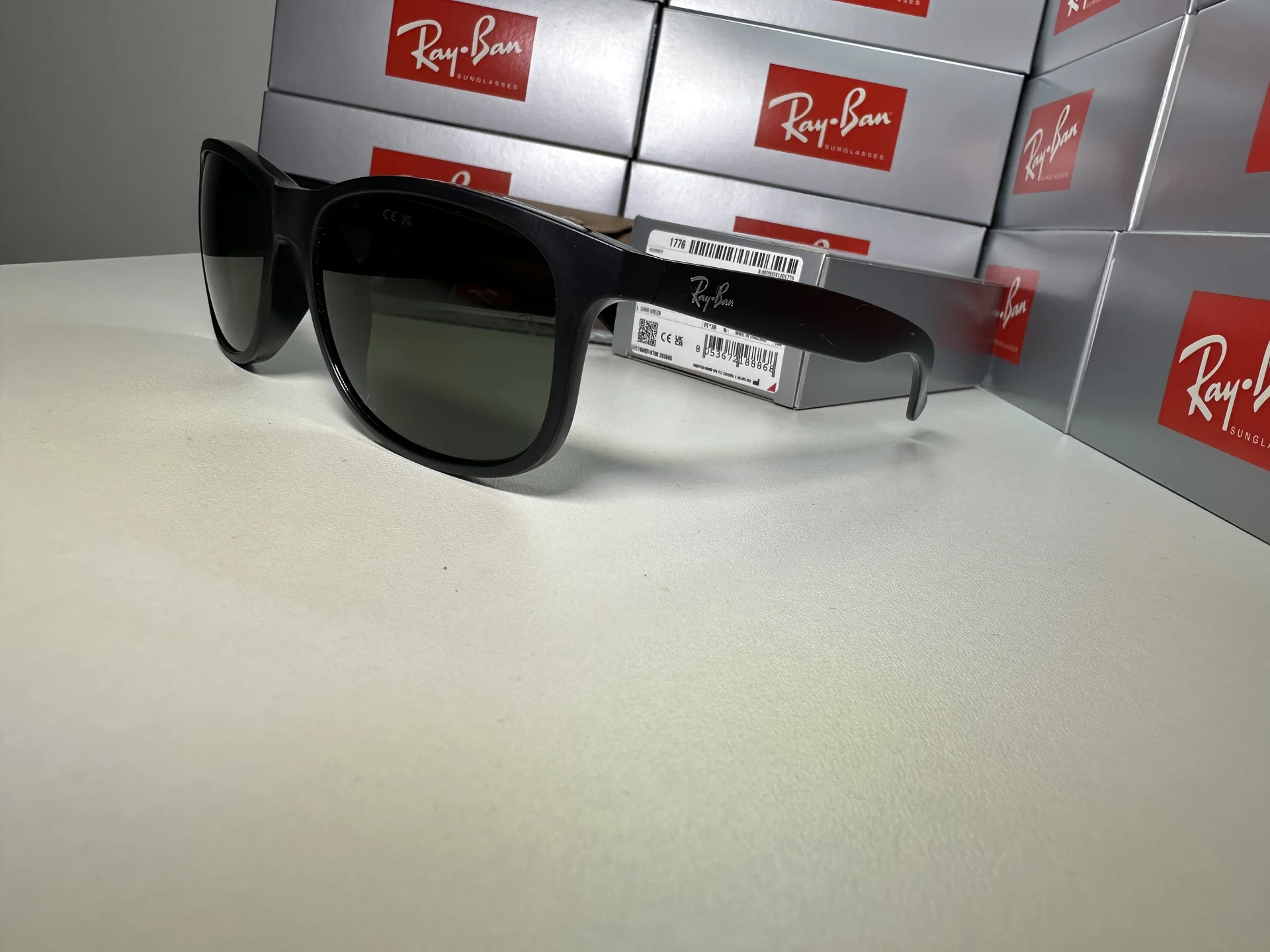Очки Ray Ban RB4202 - миниатюра 6