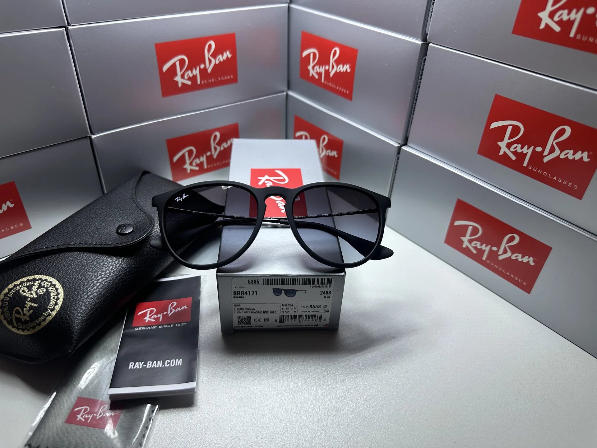 Очки Ray Ban RB4171 - изображение 1