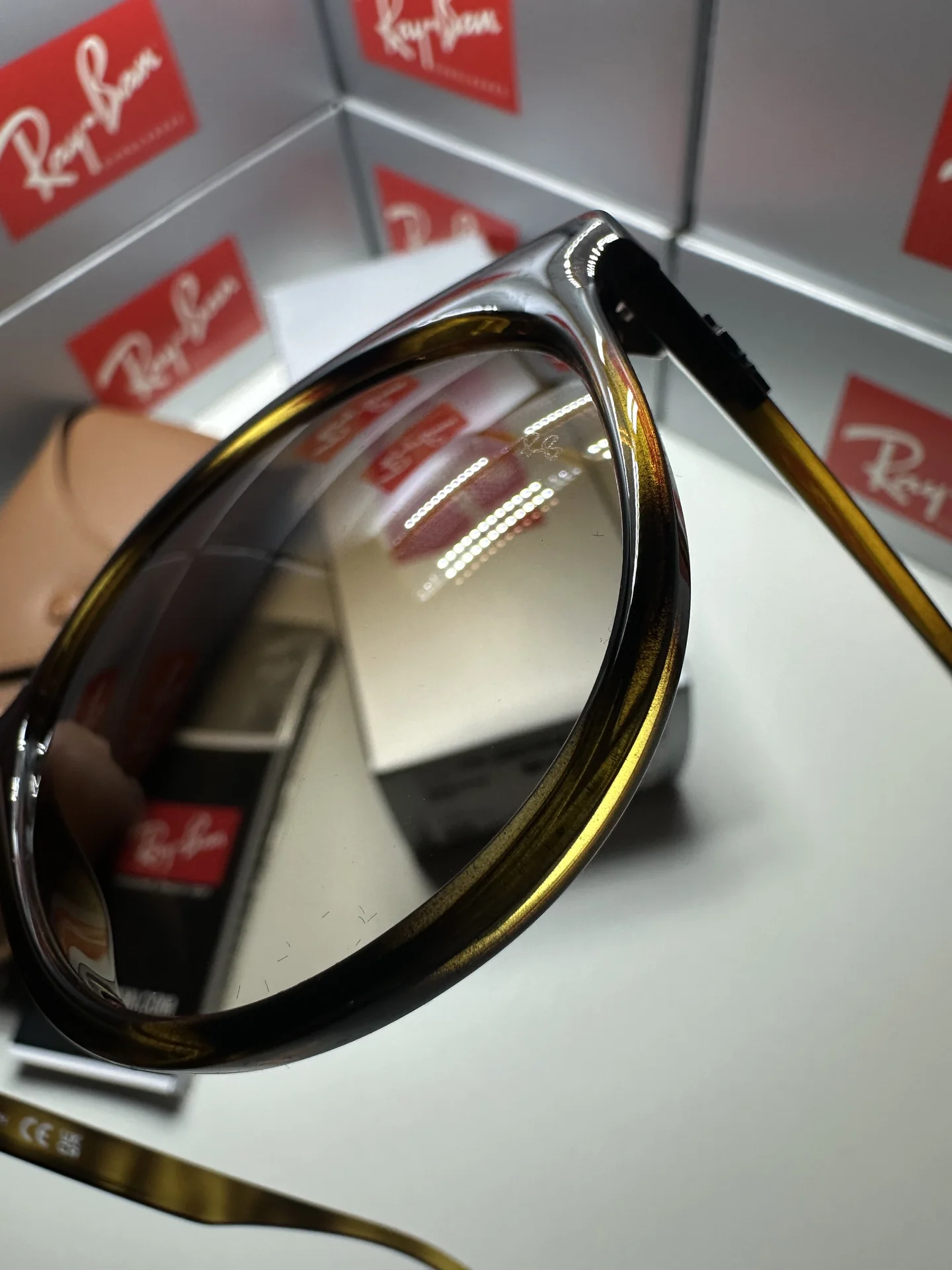 Очки Ray Ban RB4378 - миниатюра 10