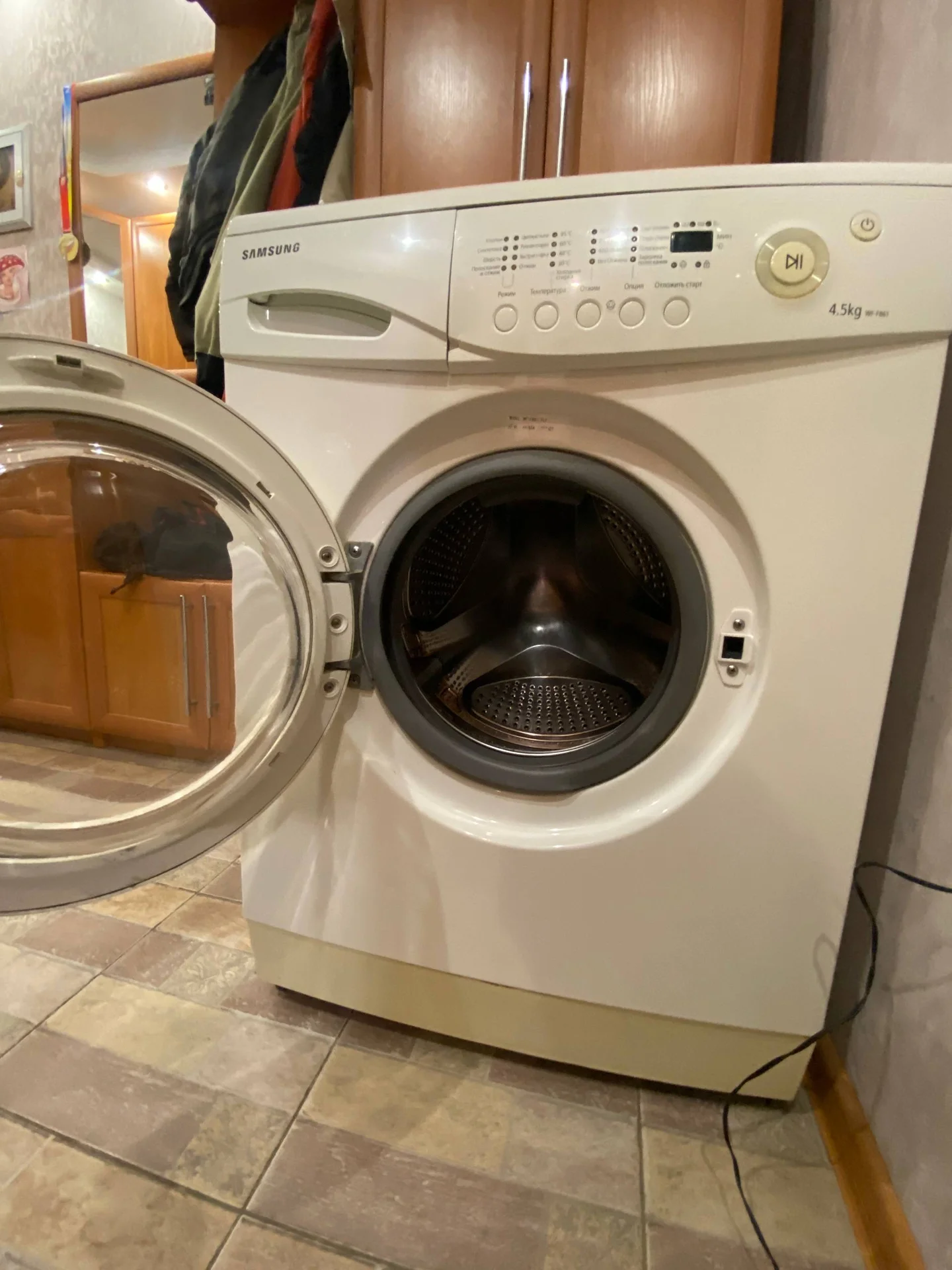 Стиральная машина samsung WF-F861 - миниатюра 2