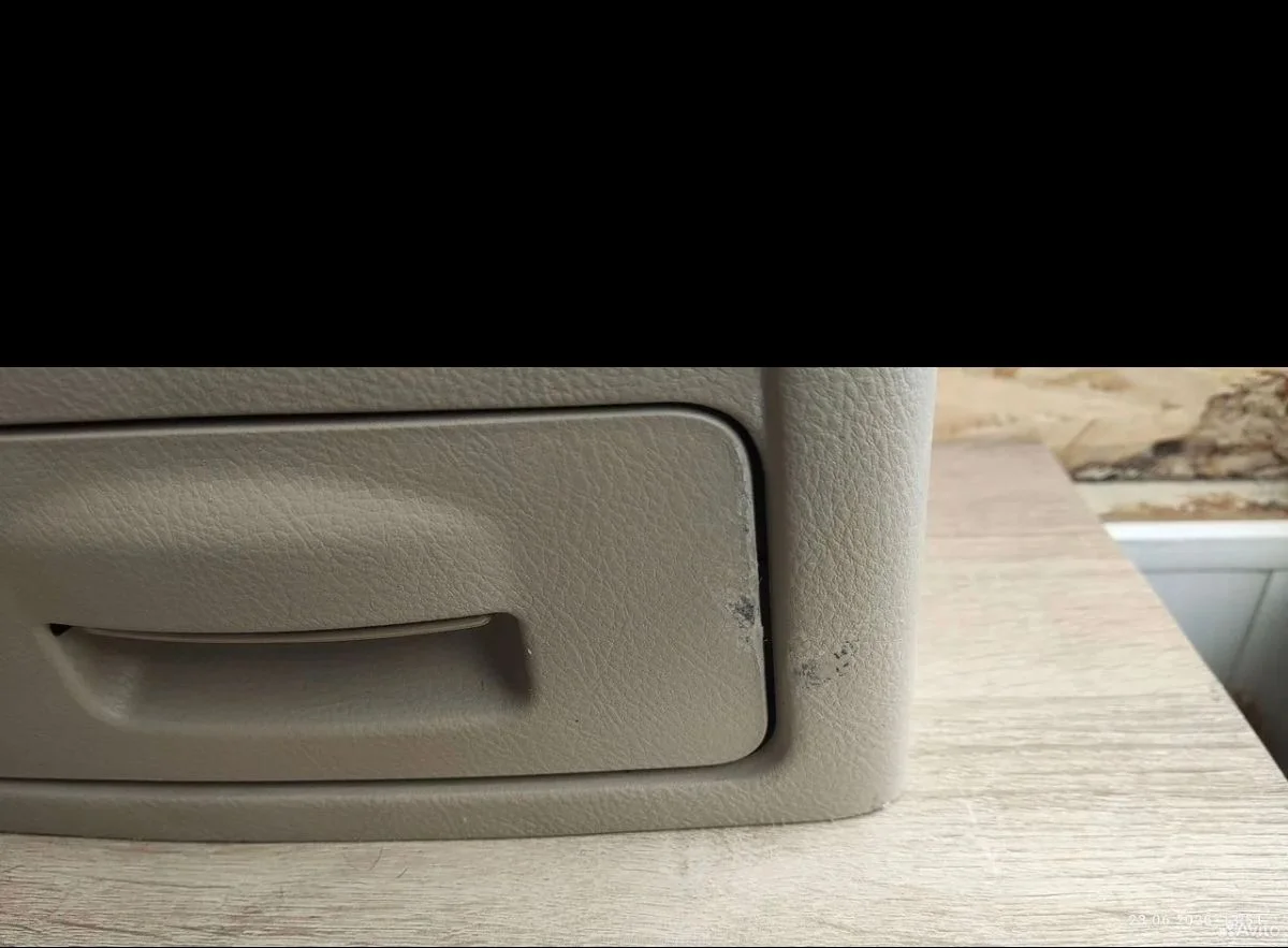Задняя часть консоли АКПП Hyundai Santa Fe 2 CM - миниатюра 2