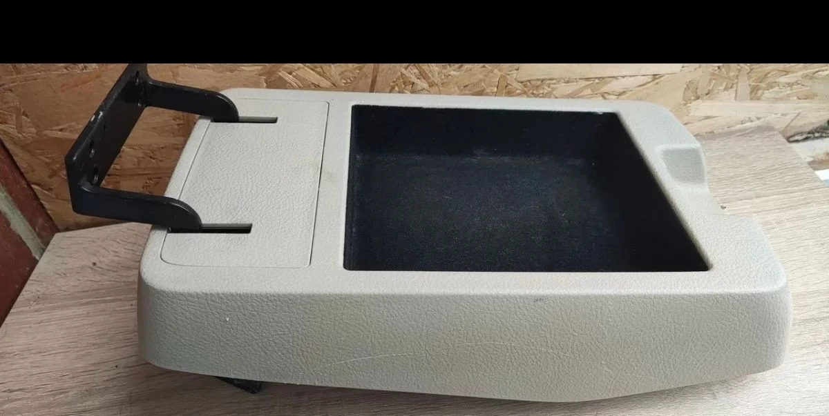 Задняя часть консоли АКПП Hyundai Santa Fe 2 CM - миниатюра 6