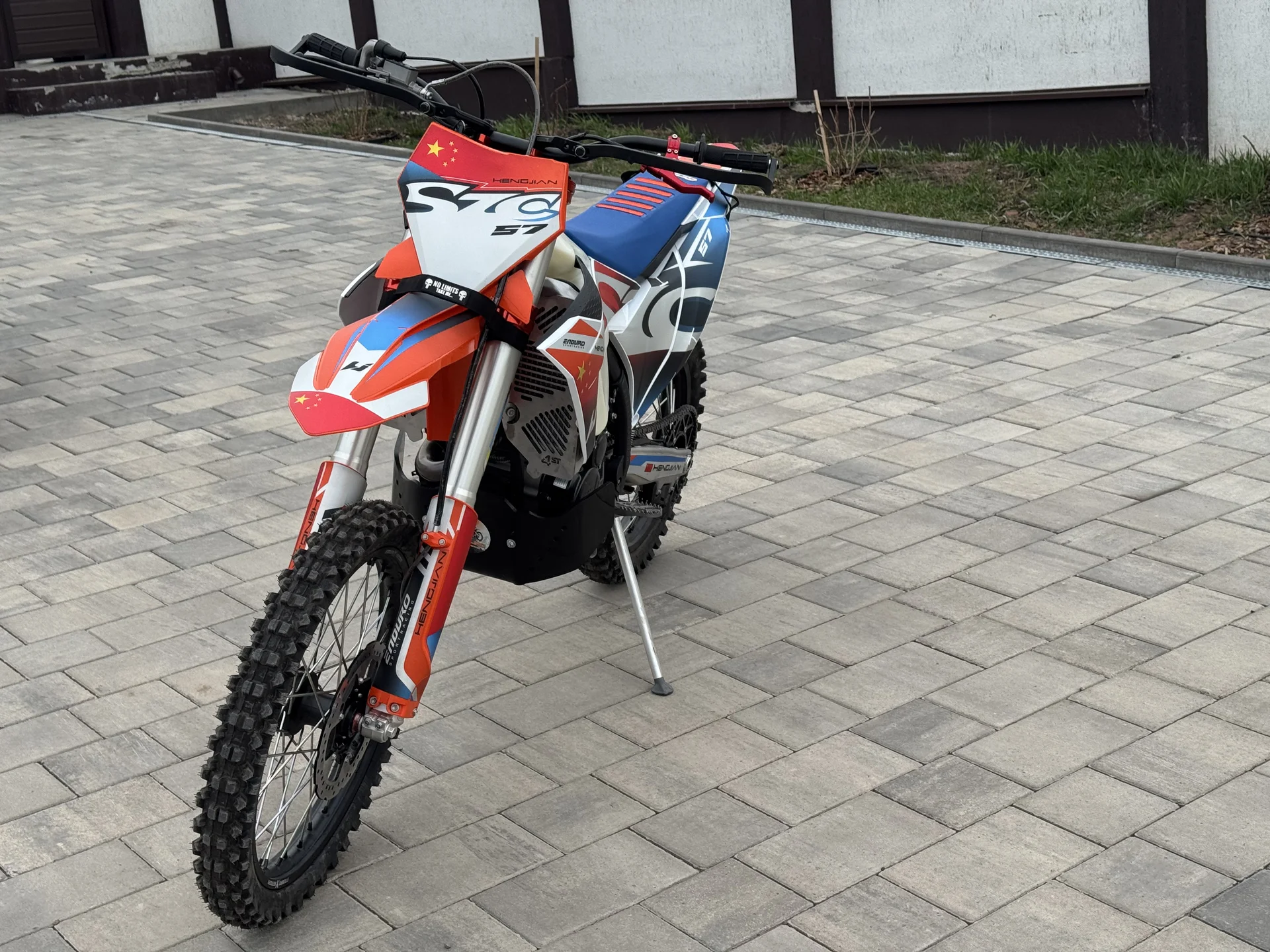 Мотоцикл Хинжан Hengjian s7 ybs300 - миниатюра 5