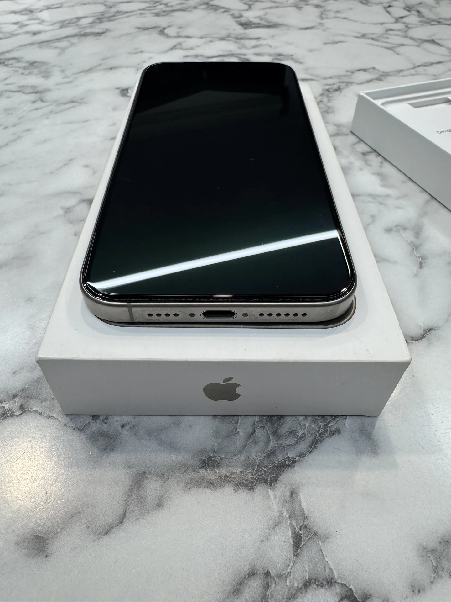 Iphone 15 pro max 256ГБ - миниатюра 4