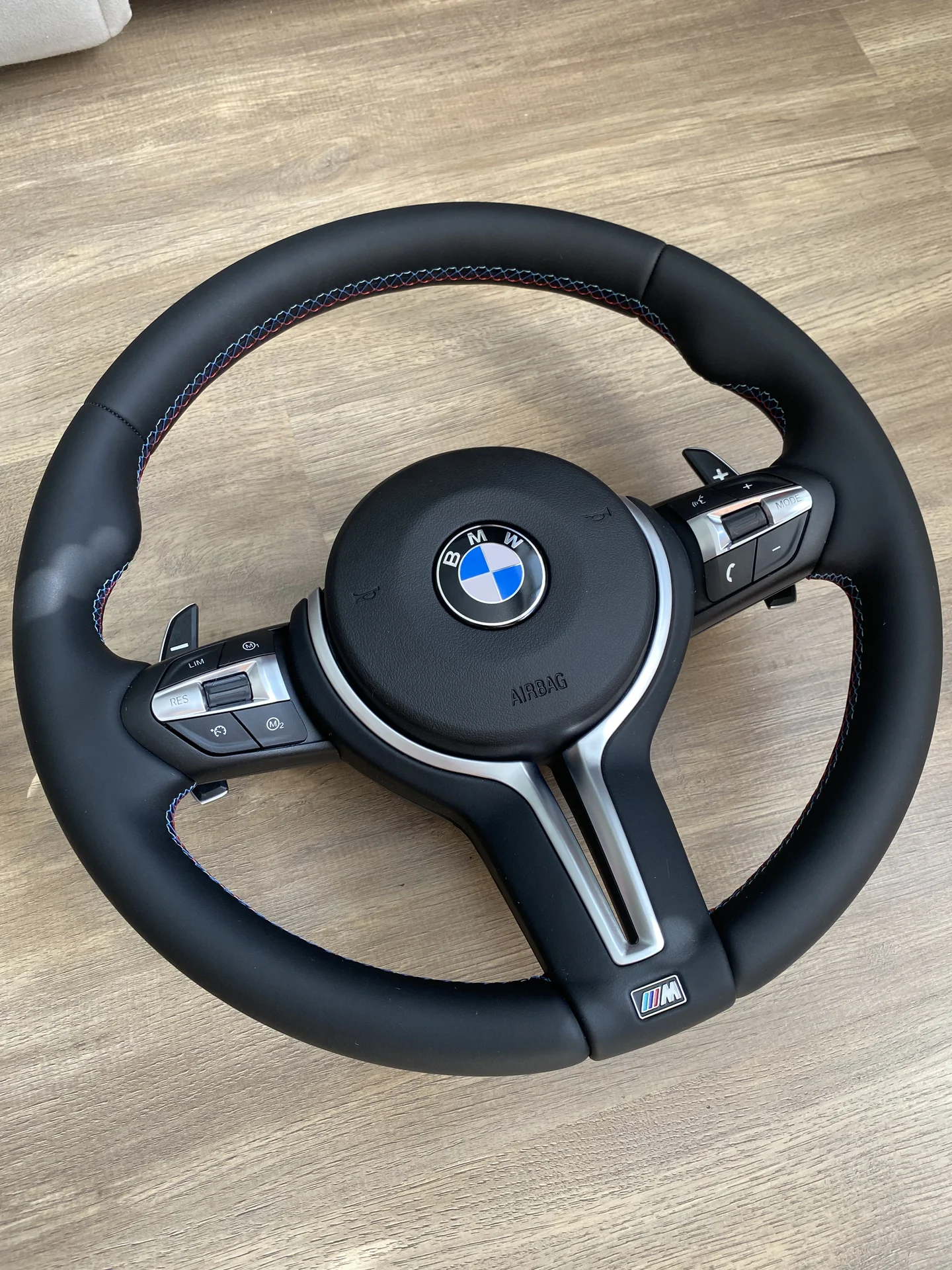 М руль BMW F серии - миниатюра 2