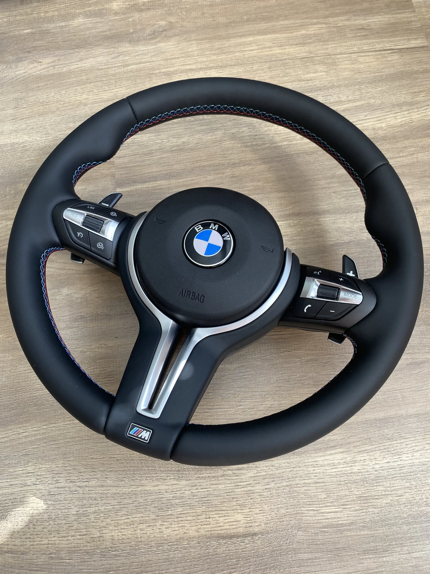 М руль BMW F серии - миниатюра 3