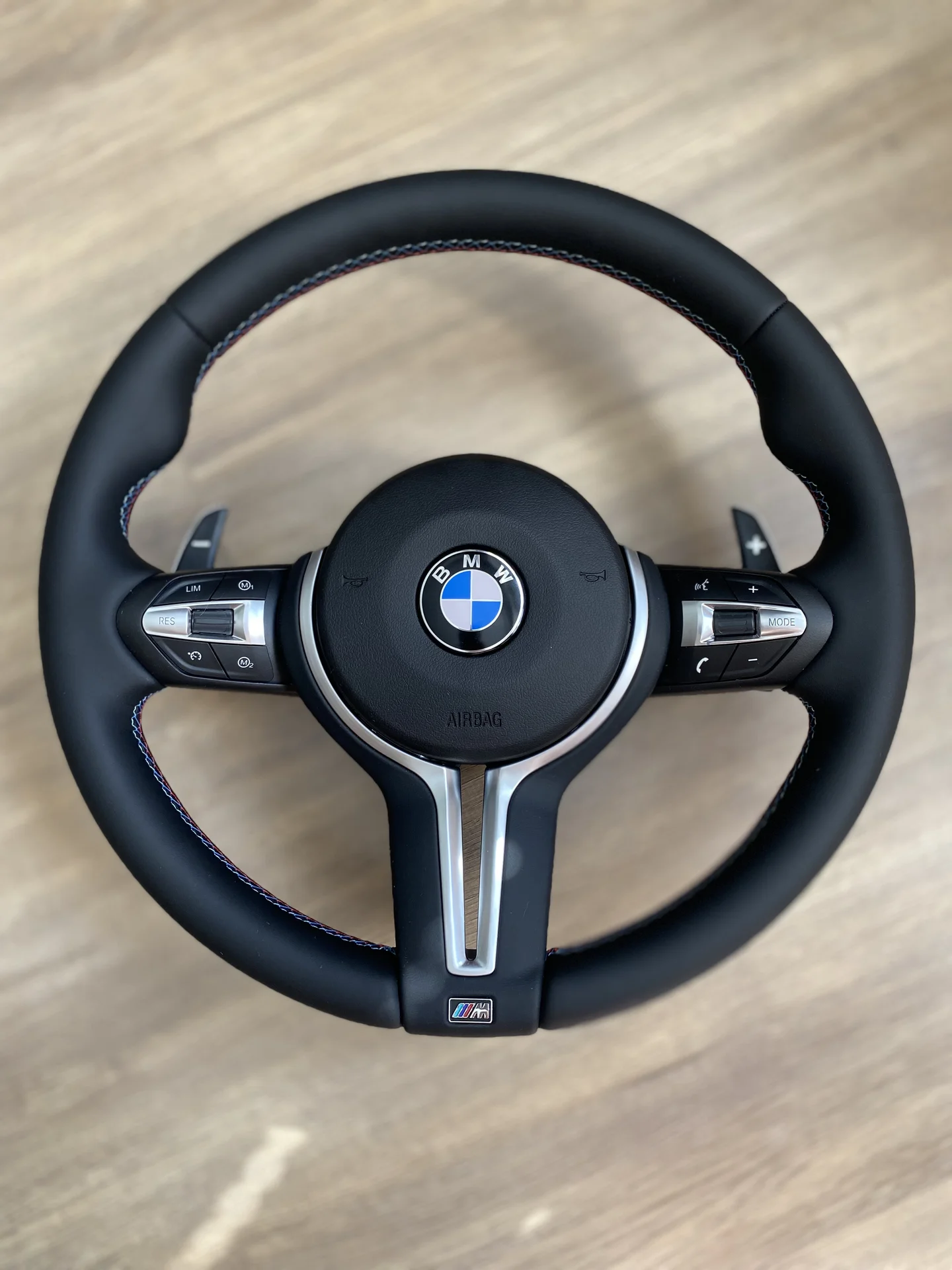 М руль BMW F серии - миниатюра 4