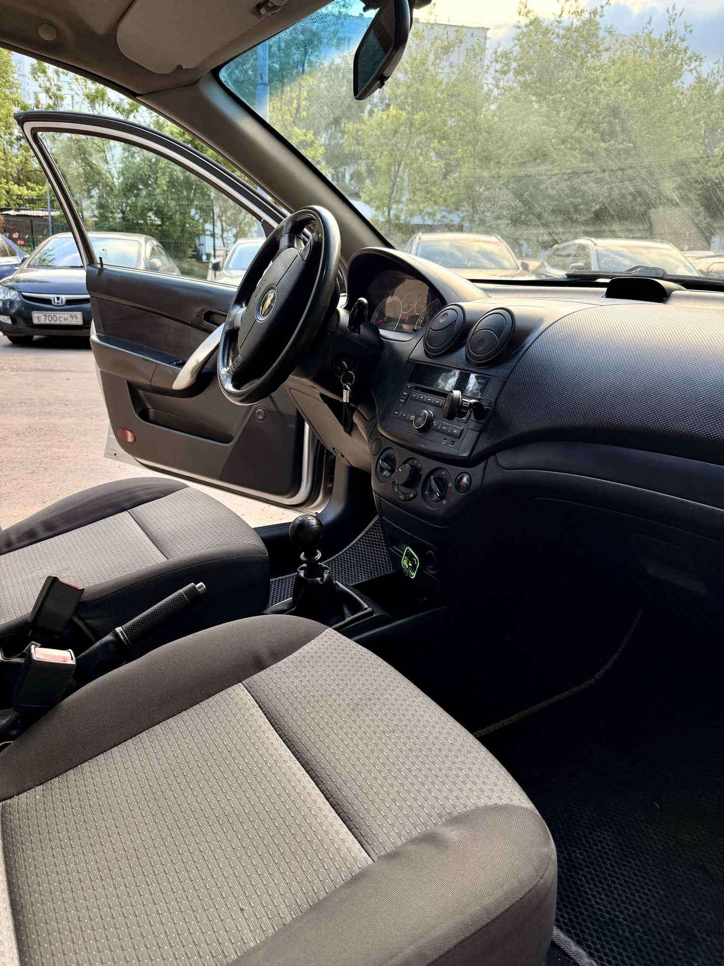 Chevrolet Aveo I рестайлинг - миниатюра 11