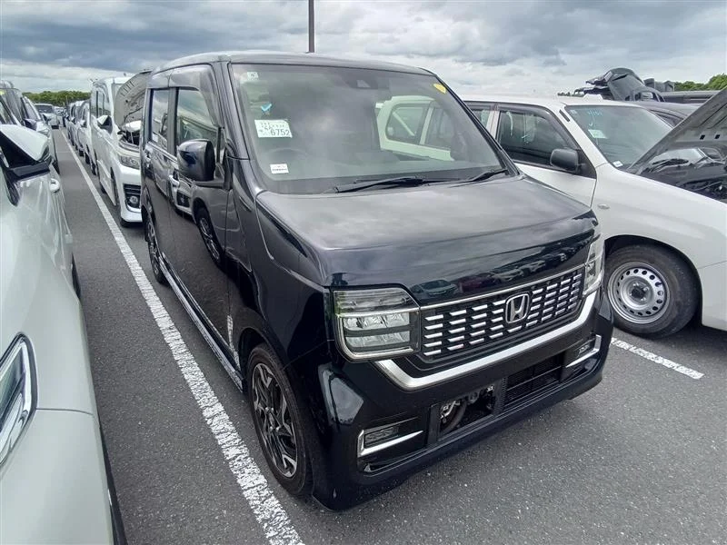 Автомобиль Honda N-WGN - миниатюра 8