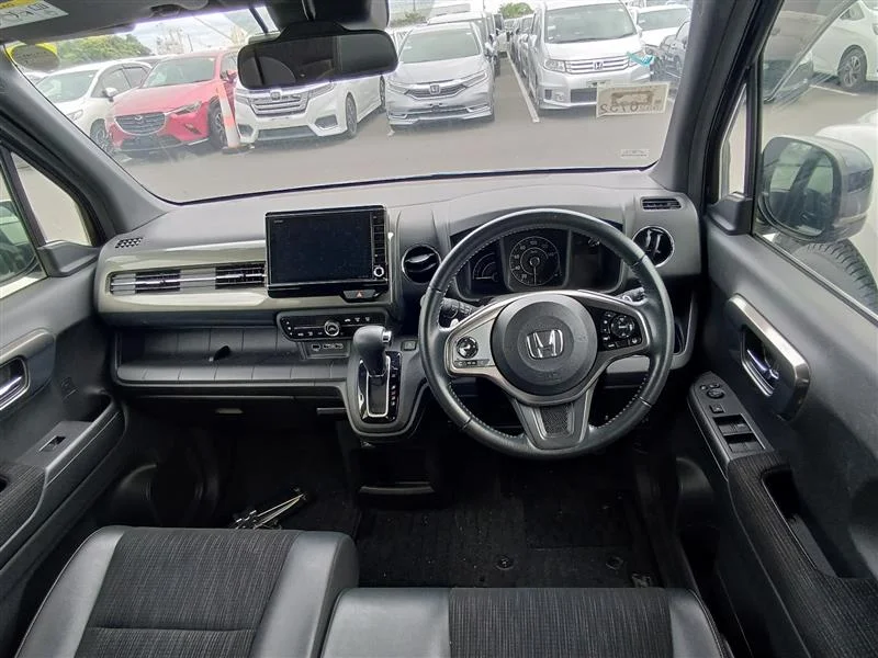 Автомобиль Honda N-WGN - миниатюра 12