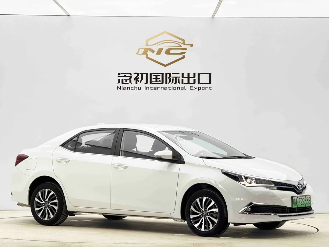 Автомобиль Toyota Corolla E+ PHEV 1.8h CVT Pioneer