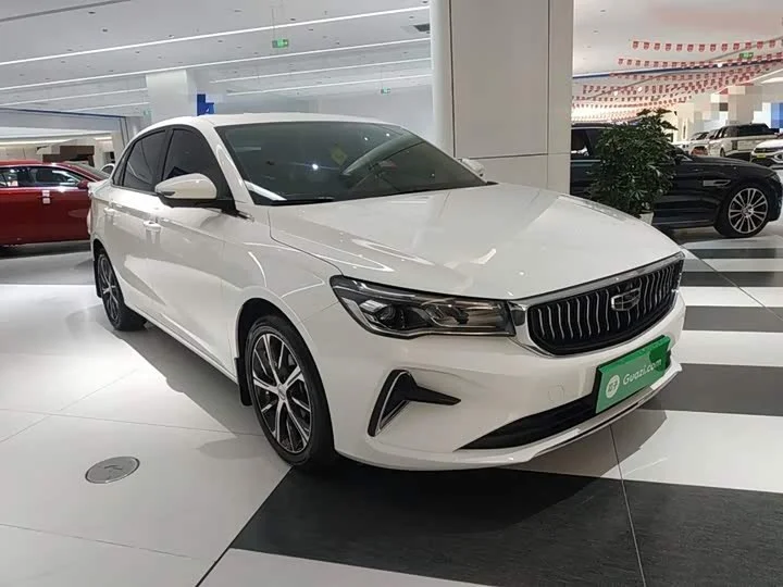 Автомобиль Geely Emgrand 4th Generation 1.5L CVT Flagship Model - миниатюра 2
