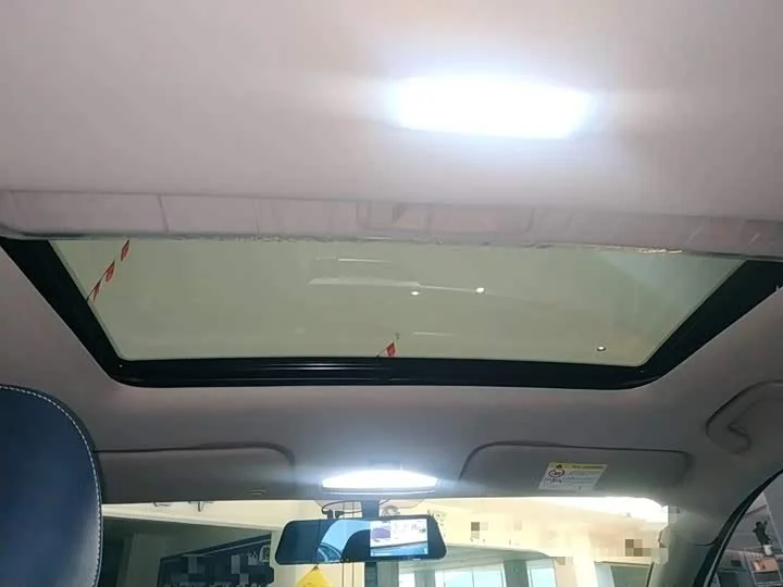 Автомобиль Geely Emgrand 4th Generation 1.5L CVT Flagship Model - миниатюра 8