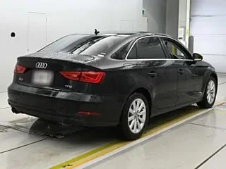 Автомобиль AUDI A3 (правый руль) - миниатюра 3