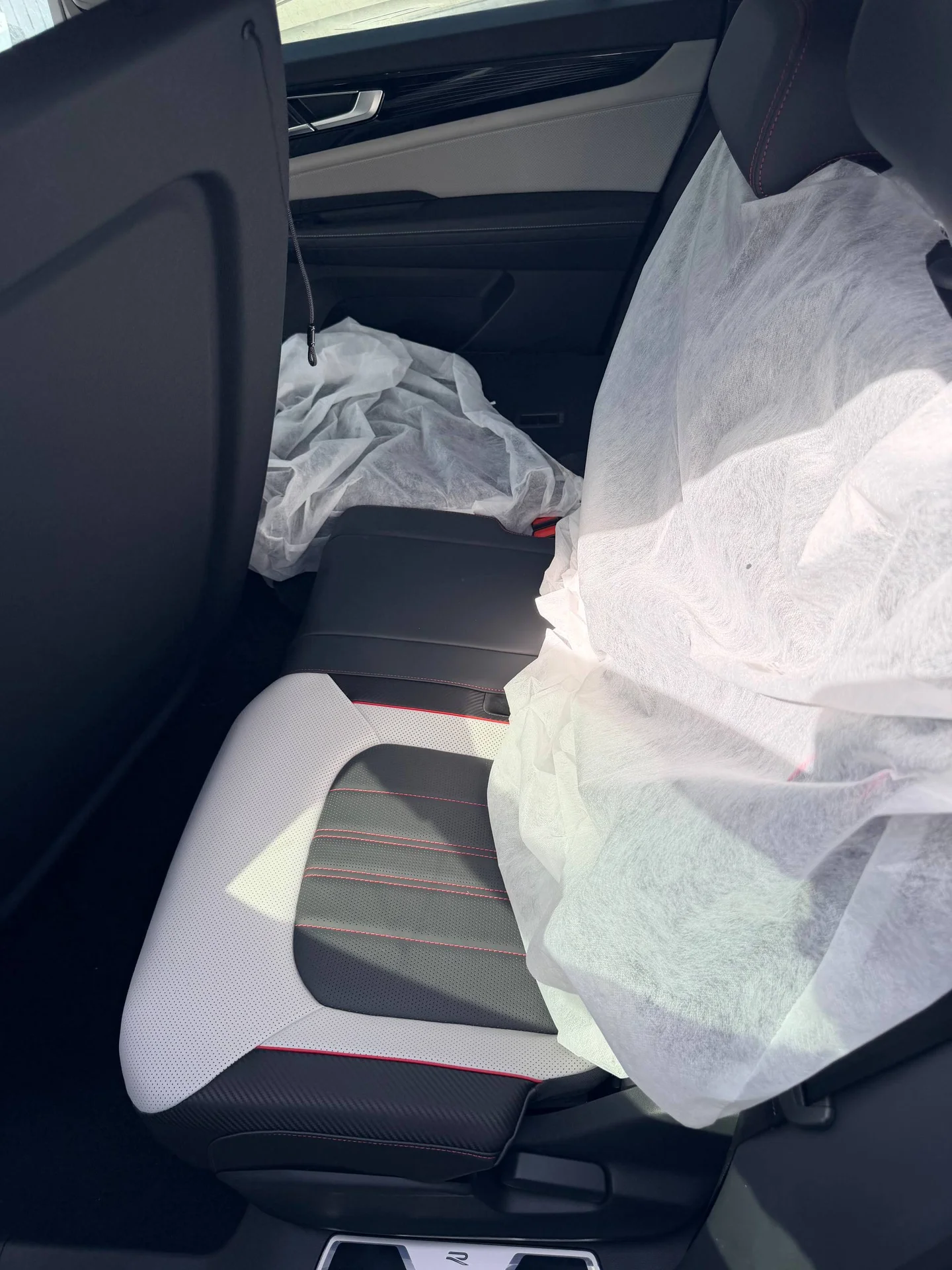 VW Teramont X R-Line 380TSI - миниатюра 9