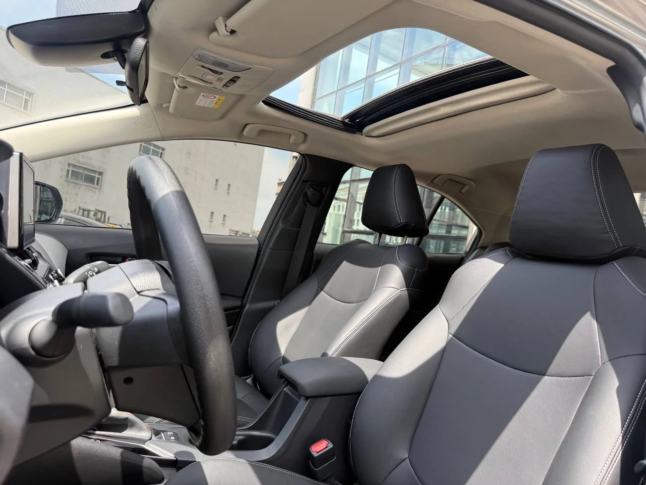 Toyota Corolla Elite Edition - миниатюра 5